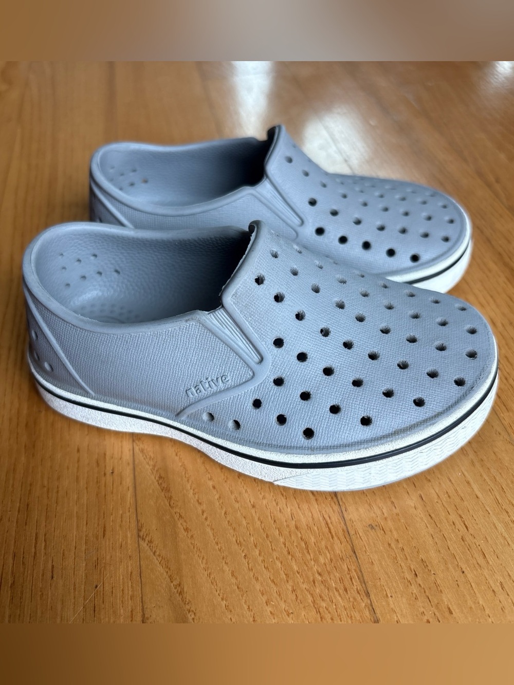 Native Miles Shoes Toddler Grey White Slip-On Unisex Gray Boys Water Size C7 7